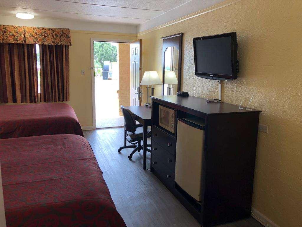 Days Inn By Wyndham Gainesville Szoba fotó