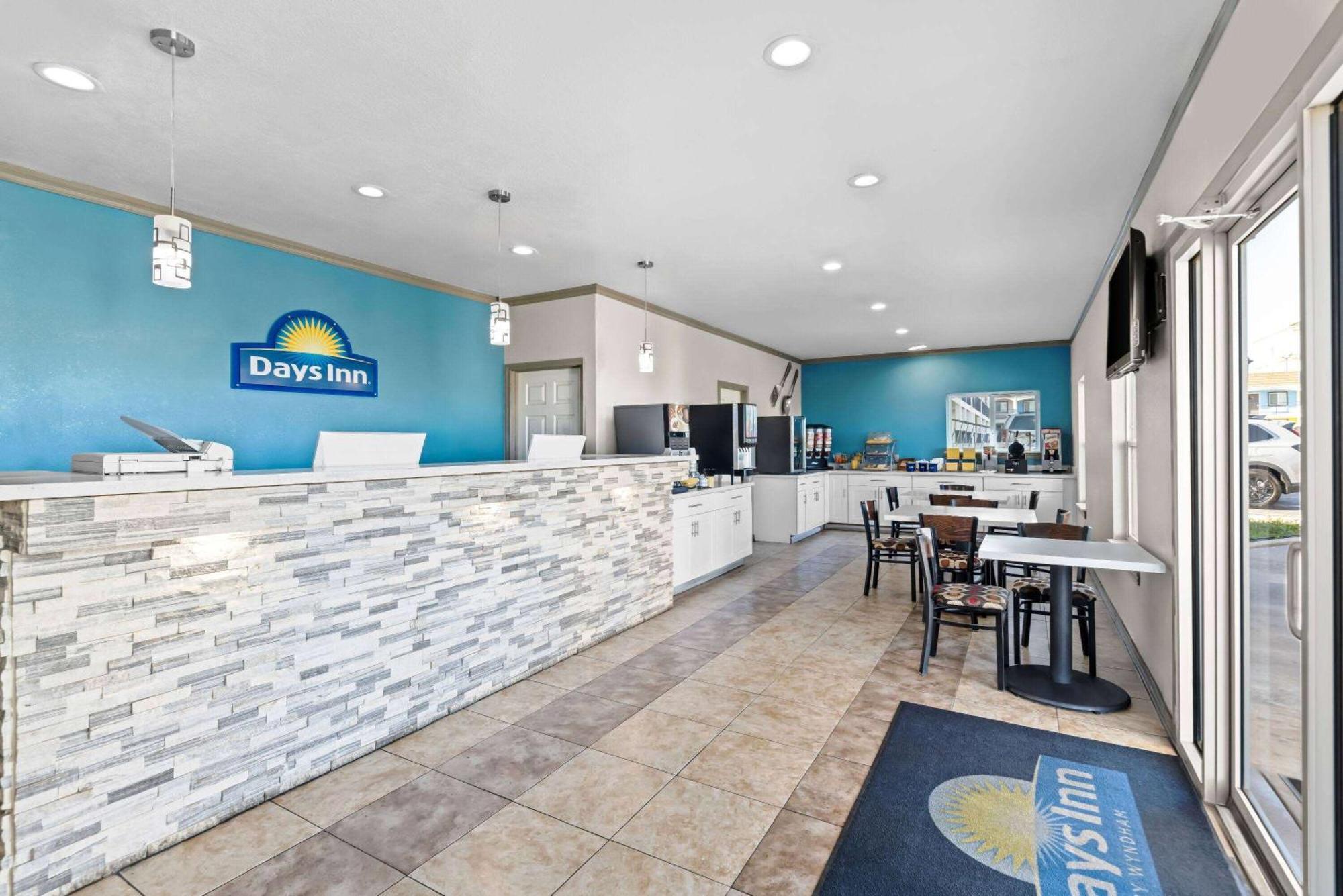 Days Inn By Wyndham Gainesville Kültér fotó