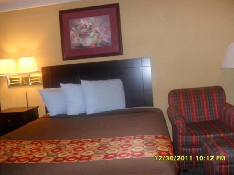 Days Inn By Wyndham Gainesville Kültér fotó